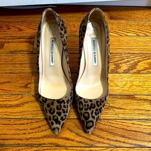 Manolo Blahnik’s famous BB PUMPS! Leopard suede 3 inch heels!